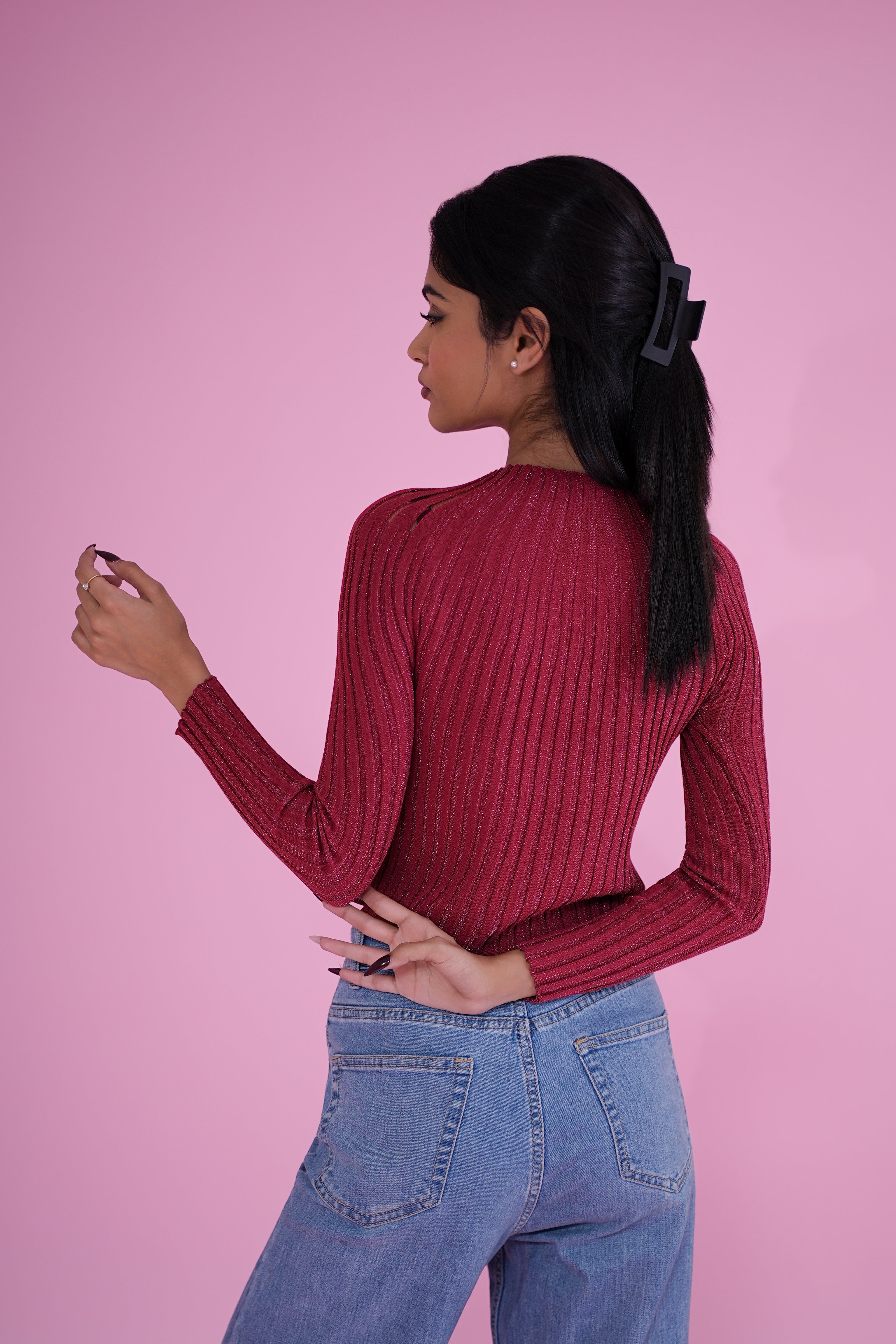 Ruby Shimmer Ribbed Knit Top – Maroon